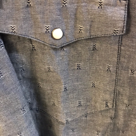 Blue button up shirt - Picture 4 of 4